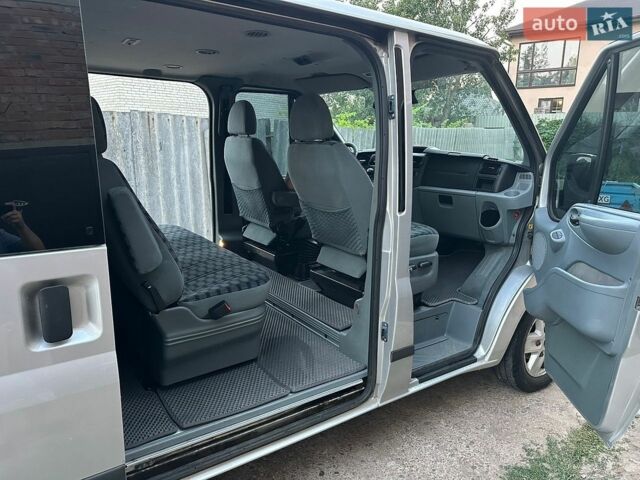 Сірий Форд Транзит, об'ємом двигуна 2.2 л та пробігом 238 тис. км за 12000 $, фото 14 на Automoto.ua