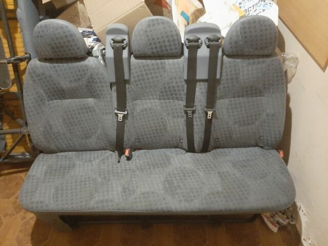 Серый Форд Транзит, объемом двигателя 2.2 л и пробегом 194 тыс. км за 8800 $, фото 5 на Automoto.ua