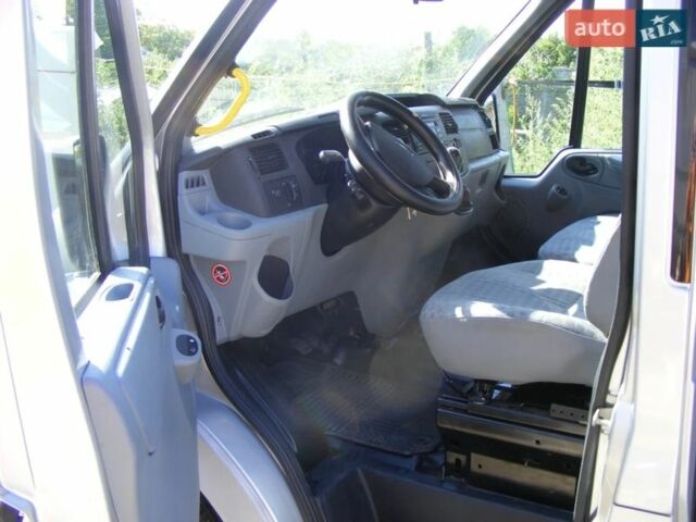 Сірий Форд Транзит, об'ємом двигуна 2.2 л та пробігом 170 тис. км за 10600 $, фото 1 на Automoto.ua