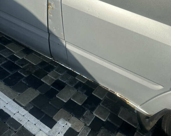 Серый Форд Транзит, объемом двигателя 2.2 л и пробегом 197 тыс. км за 8800 $, фото 3 на Automoto.ua