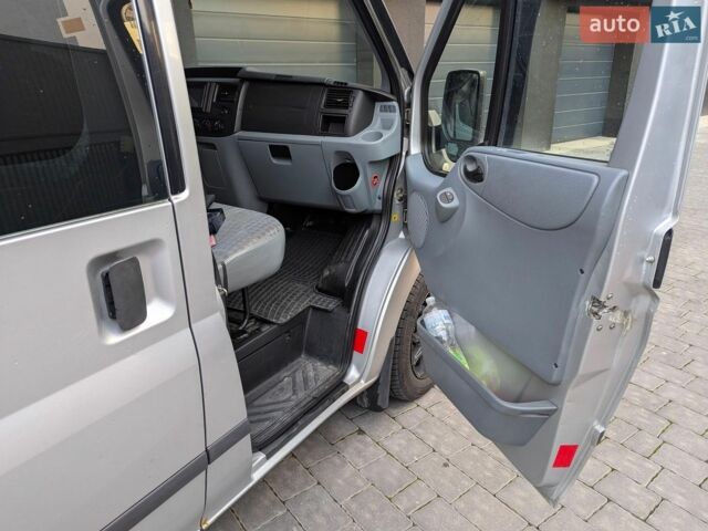 Сірий Форд Транзит, об'ємом двигуна 2.2 л та пробігом 330 тис. км за 15500 $, фото 16 на Automoto.ua