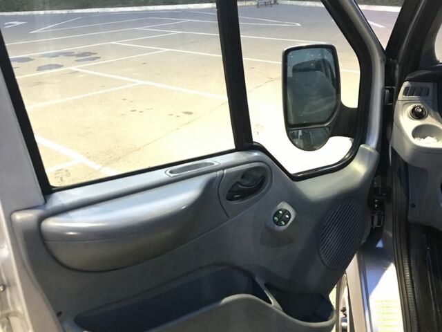 Сірий Форд Транзит, об'ємом двигуна 2.2 л та пробігом 274 тис. км за 14500 $, фото 9 на Automoto.ua