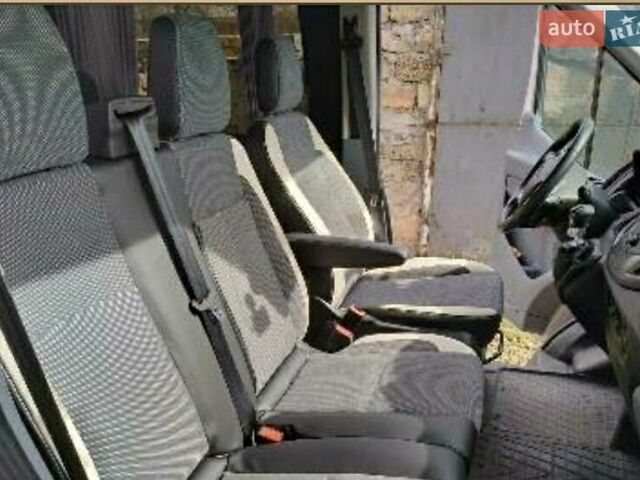 Серый Форд Транзит, объемом двигателя 2.2 л и пробегом 240 тыс. км за 18499 $, фото 3 на Automoto.ua