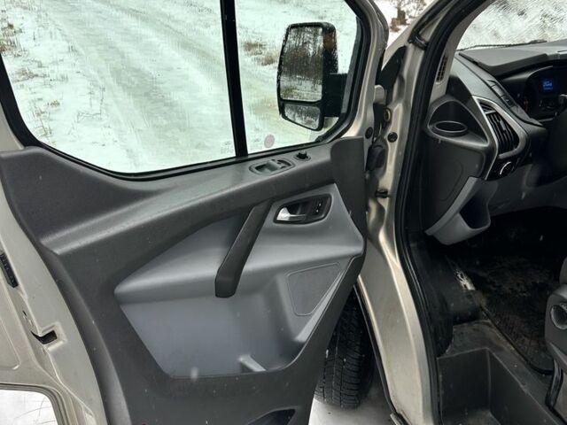 Сірий Форд Транзит, об'ємом двигуна 2.2 л та пробігом 236 тис. км за 15500 $, фото 6 на Automoto.ua