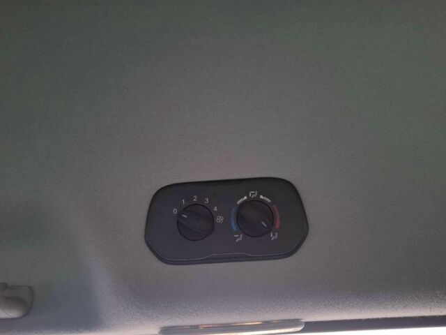 Серый Форд Транзит, объемом двигателя 2.2 л и пробегом 173 тыс. км за 8700 $, фото 16 на Automoto.ua