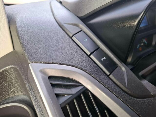 Серый Форд Транзит, объемом двигателя 2.2 л и пробегом 173 тыс. км за 8700 $, фото 11 на Automoto.ua