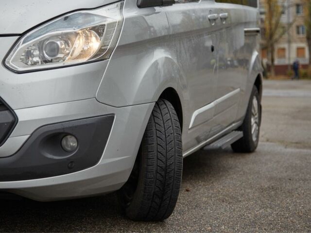 Серый Форд Транзит, объемом двигателя 2.2 л и пробегом 336 тыс. км за 15900 $, фото 2 на Automoto.ua