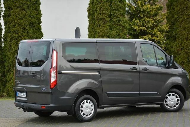 Серый Форд Транзит, объемом двигателя 2 л и пробегом 136 тыс. км за 11000 $, фото 9 на Automoto.ua