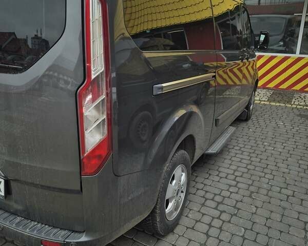 Сірий Форд Транзит, об'ємом двигуна 2.2 л та пробігом 167 тис. км за 17000 $, фото 1 на Automoto.ua