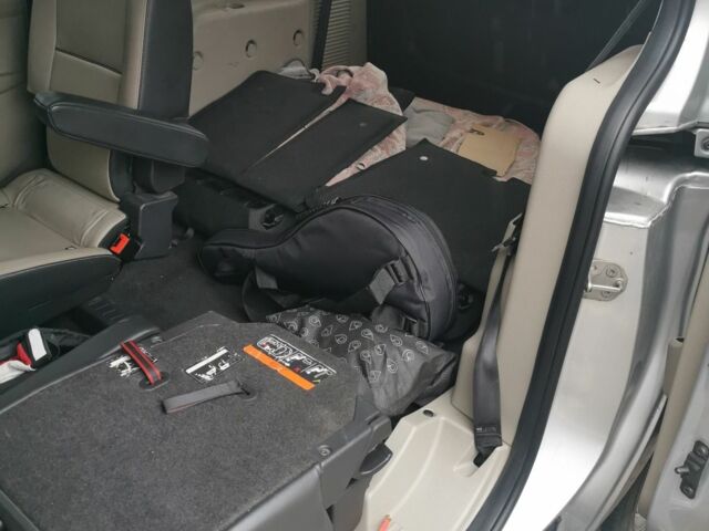 Сірий Форд Транзит, об'ємом двигуна 2.5 л та пробігом 75 тис. км за 14000 $, фото 7 на Automoto.ua