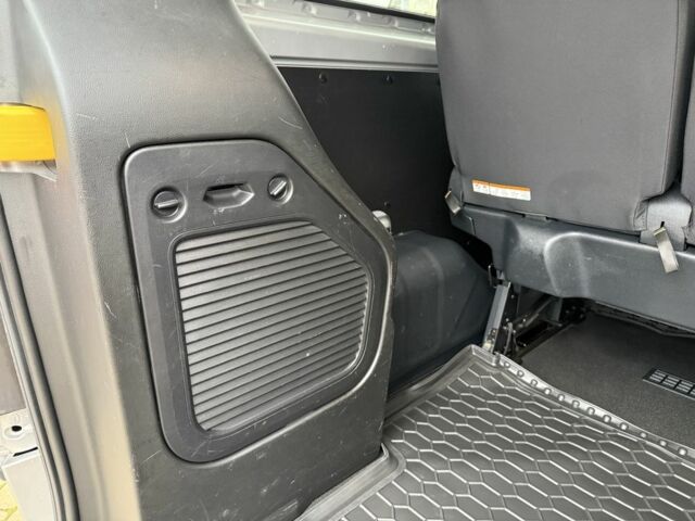 Серый Форд Транзит, объемом двигателя 2 л и пробегом 200 тыс. км за 25500 $, фото 18 на Automoto.ua