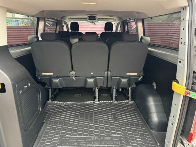 Серый Форд Транзит, объемом двигателя 2 л и пробегом 200 тыс. км за 25500 $, фото 17 на Automoto.ua