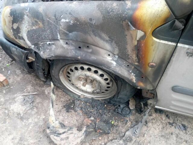 Форд Транзит 2006 в Ичне на Automoto.ua Серый Форд Транзит, объемом двигателя 0 л и пробегом 2 тыс. км за 500 $, фото 1 на Automoto.ua