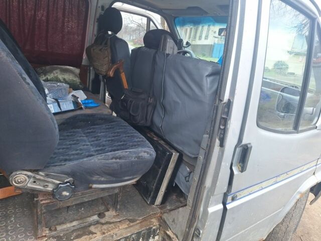 Серый Форд Транзит, объемом двигателя 2.5 л и пробегом 360 тыс. км за 800 $, фото 3 на Automoto.ua