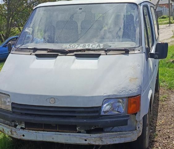 Сірий Форд Транзит, об'ємом двигуна 0 л та пробігом 300 тис. км за 1100 $, фото 2 на Automoto.ua