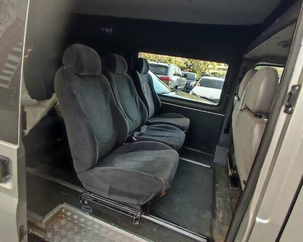 Сірий Форд Транзит, об'ємом двигуна 2.4 л та пробігом 433 тис. км за 5200 $, фото 10 на Automoto.ua