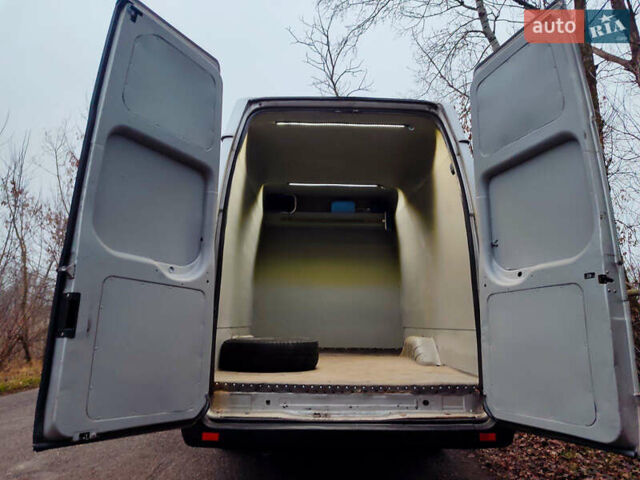 Сірий Форд Транзит, об'ємом двигуна 2.4 л та пробігом 288 тис. км за 9500 $, фото 22 на Automoto.ua