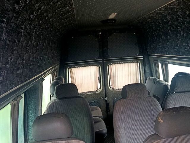 Сірий Форд Транзит, об'ємом двигуна 2.4 л та пробігом 627 тис. км за 8500 $, фото 7 на Automoto.ua