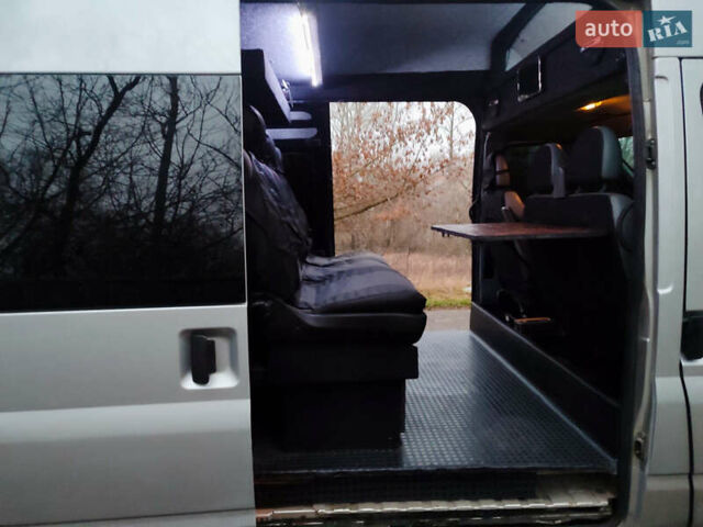 Сірий Форд Транзит, об'ємом двигуна 2.4 л та пробігом 288 тис. км за 9500 $, фото 11 на Automoto.ua