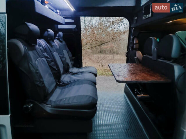 Сірий Форд Транзит, об'ємом двигуна 2.4 л та пробігом 288 тис. км за 9500 $, фото 14 на Automoto.ua