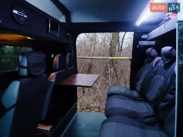 Сірий Форд Транзит, об'ємом двигуна 2.4 л та пробігом 288 тис. км за 9500 $, фото 15 на Automoto.ua