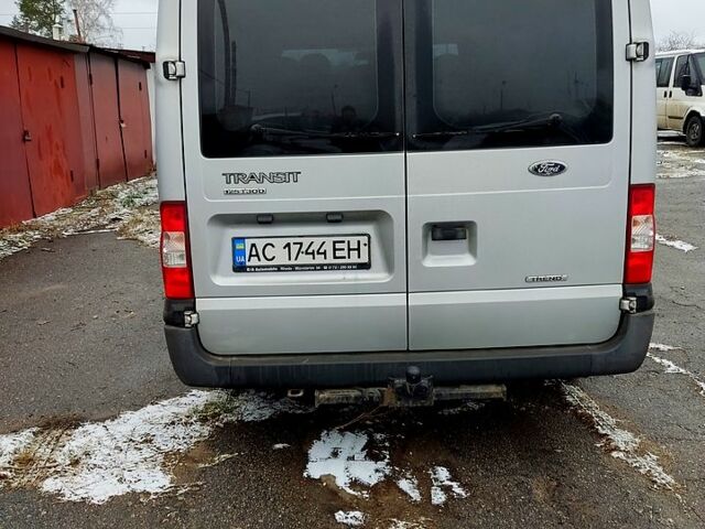 Серый Форд Транзит, объемом двигателя 2.2 л и пробегом 260 тыс. км за 14000 $, фото 3 на Automoto.ua