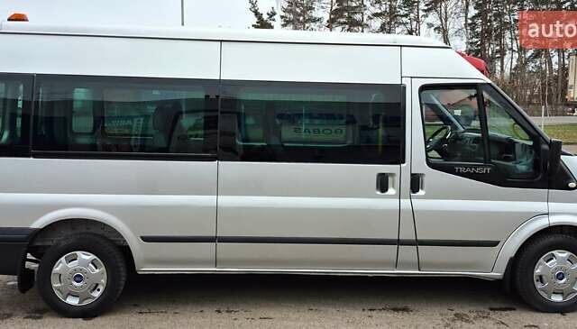 Сірий Форд Транзит, об'ємом двигуна 2.2 л та пробігом 270 тис. км за 13250 $, фото 3 на Automoto.ua