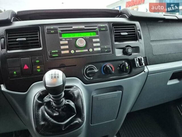 Сірий Форд Транзит, об'ємом двигуна 2.2 л та пробігом 270 тис. км за 13250 $, фото 25 на Automoto.ua