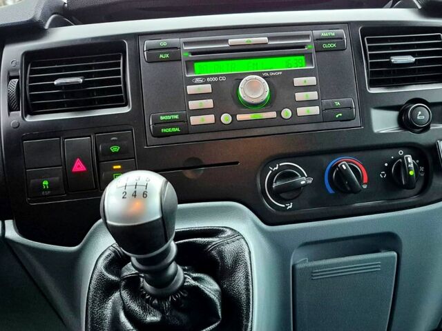 Серый Форд Транзит, объемом двигателя 2.2 л и пробегом 270 тыс. км за 13300 $, фото 8 на Automoto.ua