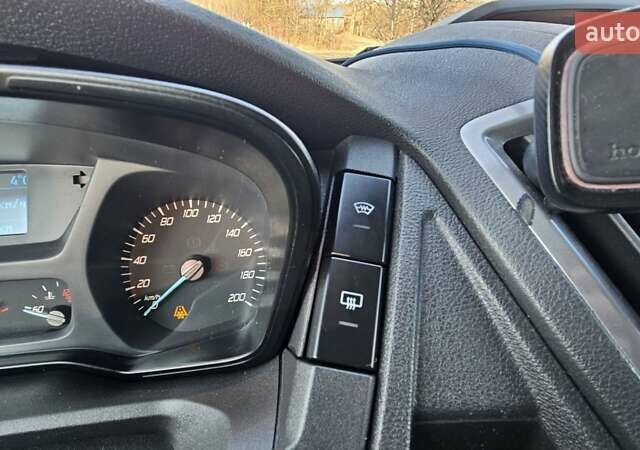 Серый Форд Транзит, объемом двигателя 2 л и пробегом 350 тыс. км за 15999 $, фото 1 на Automoto.ua