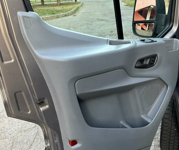 Сірий Форд Транзит, об'ємом двигуна 2 л та пробігом 112 тис. км за 17900 $, фото 11 на Automoto.ua