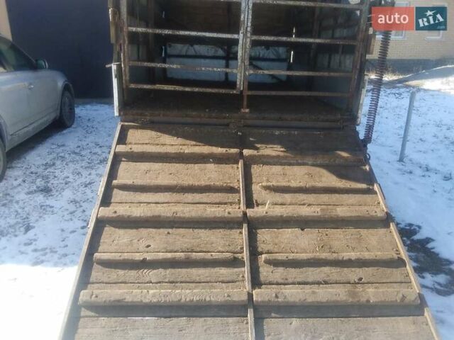 Синій Форд Транзит, об'ємом двигуна 2.2 л та пробігом 200 тис. км за 9000 $, фото 12 на Automoto.ua