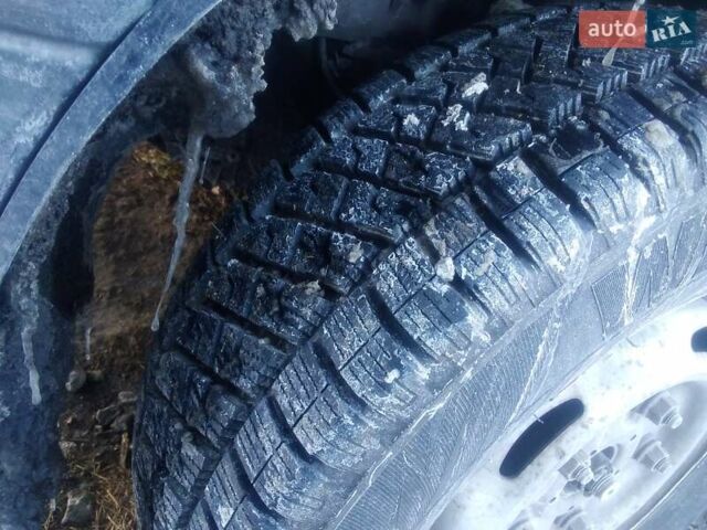 Синій Форд Транзит, об'ємом двигуна 2.2 л та пробігом 200 тис. км за 9000 $, фото 13 на Automoto.ua