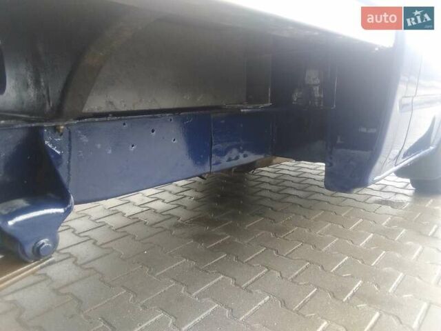 Синій Форд Транзит, об'ємом двигуна 2.2 л та пробігом 200 тис. км за 9000 $, фото 23 на Automoto.ua