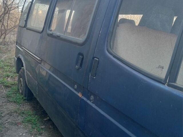 Синій Форд Транзит, об'ємом двигуна 2.5 л та пробігом 400 тис. км за 1000 $, фото 6 на Automoto.ua