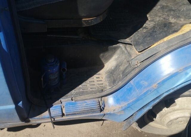 Синий Форд Транзит, объемом двигателя 0 л и пробегом 200 тыс. км за 807 $, фото 6 на Automoto.ua