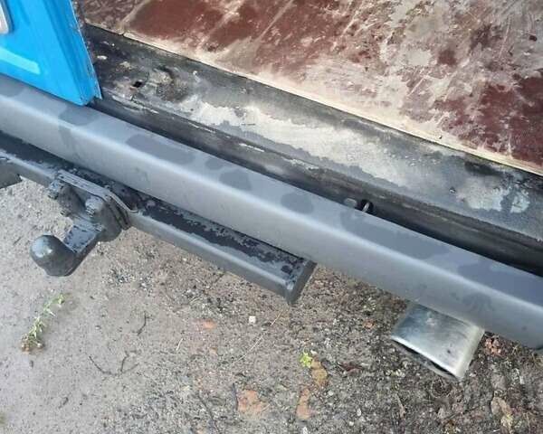 Синій Форд Транзит, об'ємом двигуна 2.5 л та пробігом 300 тис. км за 6000 $, фото 7 на Automoto.ua