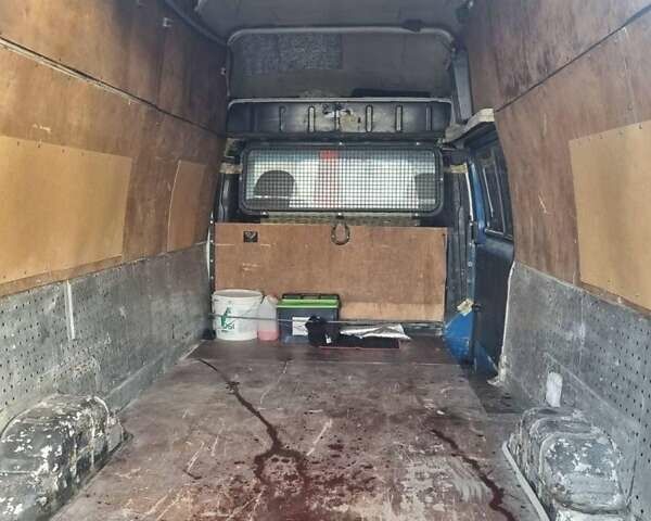 Синій Форд Транзит, об'ємом двигуна 2.5 л та пробігом 300 тис. км за 6000 $, фото 5 на Automoto.ua