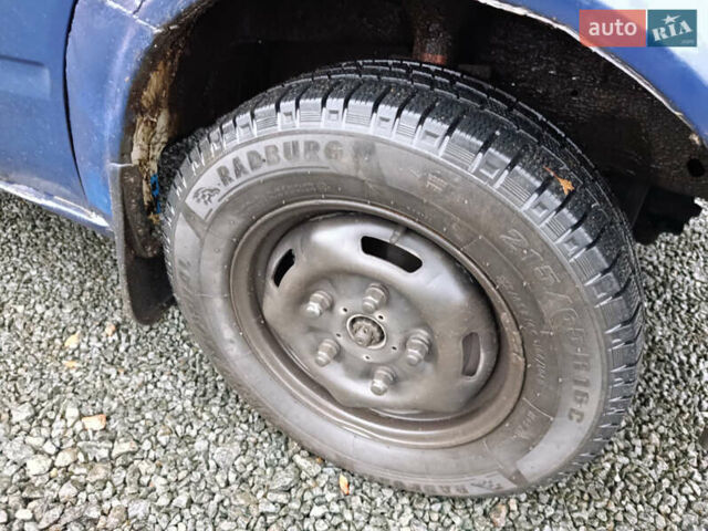 Синий Форд Транзит, объемом двигателя 2 л и пробегом 785 тыс. км за 3100 $, фото 12 на Automoto.ua
