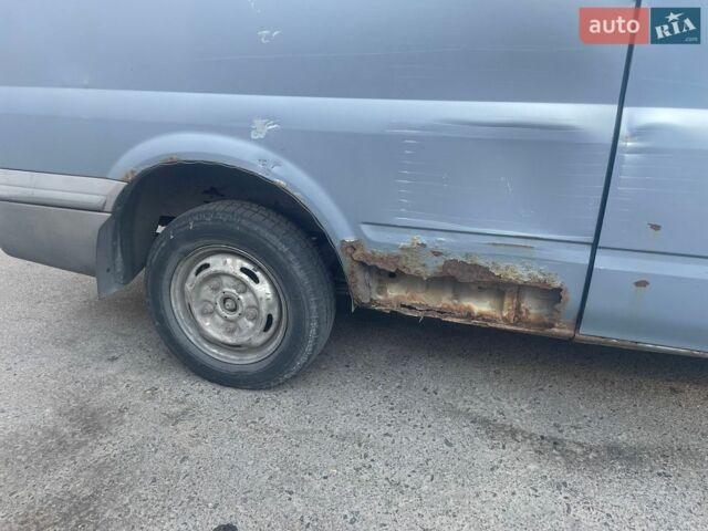 Синий Форд Транзит, объемом двигателя 2.2 л и пробегом 330 тыс. км за 3800 $, фото 10 на Automoto.ua