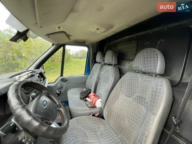 Синій Форд Транзит, об'ємом двигуна 2.4 л та пробігом 445 тис. км за 5800 $, фото 9 на Automoto.ua