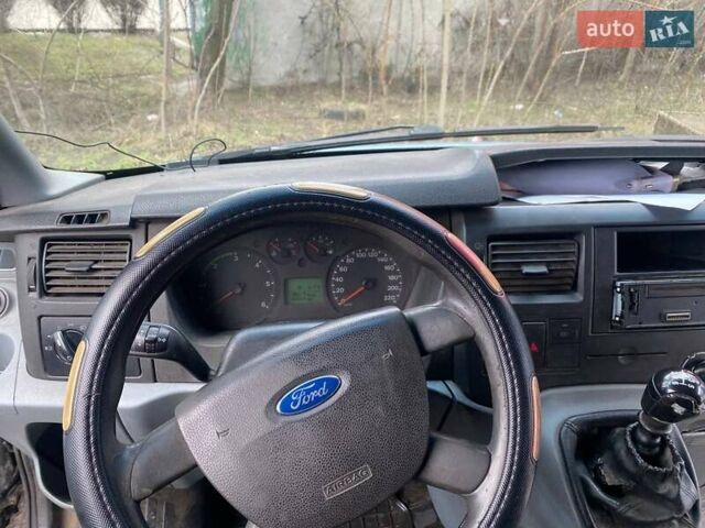 Синій Форд Транзит, об'ємом двигуна 2.4 л та пробігом 490 тис. км за 4700 $, фото 14 на Automoto.ua
