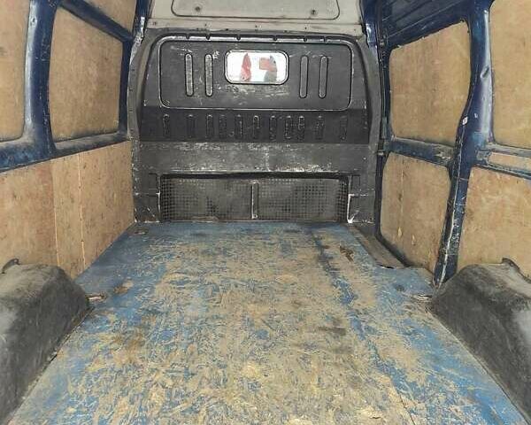 Синій Форд Транзит, об'ємом двигуна 2.4 л та пробігом 951 тис. км за 5300 $, фото 4 на Automoto.ua