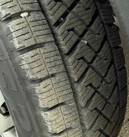 Синій Форд Транзит, об'ємом двигуна 2.4 л та пробігом 337 тис. км за 13500 $, фото 7 на Automoto.ua