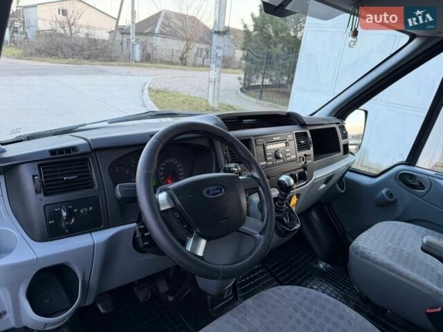 Синий Форд Транзит, объемом двигателя 2.2 л и пробегом 380 тыс. км за 7350 $, фото 8 на Automoto.ua