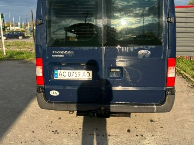 Синій Форд Транзит, об'ємом двигуна 2.2 л та пробігом 289 тис. км за 6900 $, фото 2 на Automoto.ua