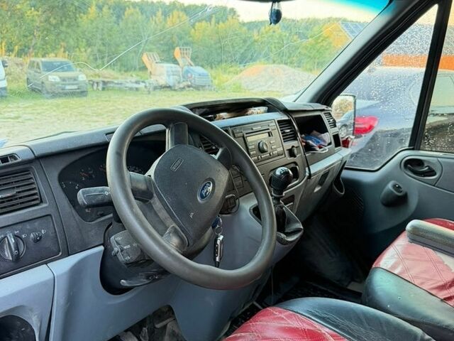 Синій Форд Транзит, об'ємом двигуна 2.2 л та пробігом 547 тис. км за 5500 $, фото 8 на Automoto.ua