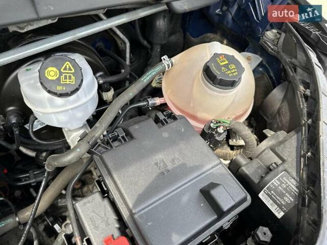 Форд Транзит 2019 у Ковель на Automoto.ua Синій Форд Транзит, об'ємом двигуна 2 л та пробігом 231 тис. км за 15700 $, фото 68 на Automoto.ua