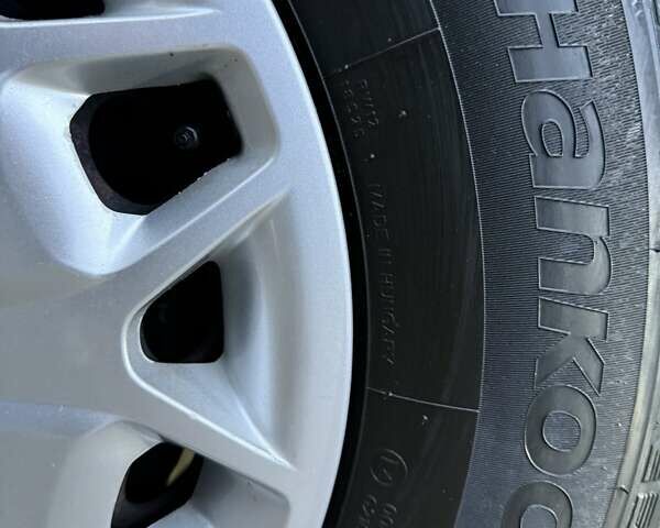 Синій Форд Транзит, об'ємом двигуна 2 л та пробігом 252 тис. км за 18500 $, фото 54 на Automoto.ua