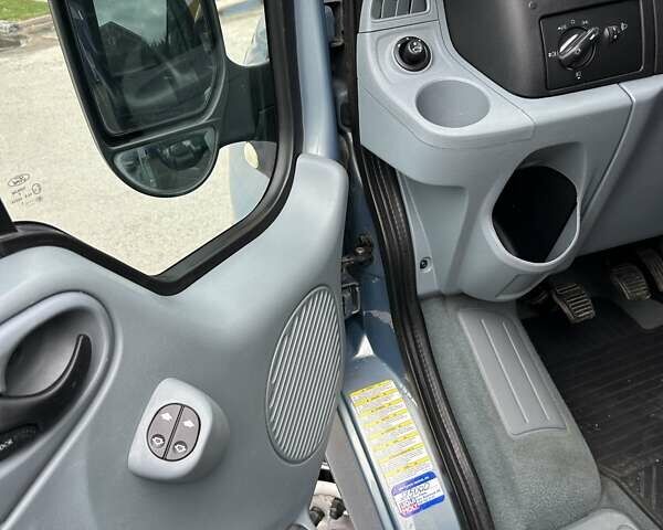 Синий Форд Транзит, объемом двигателя 2.2 л и пробегом 290 тыс. км за 12500 $, фото 22 на Automoto.ua